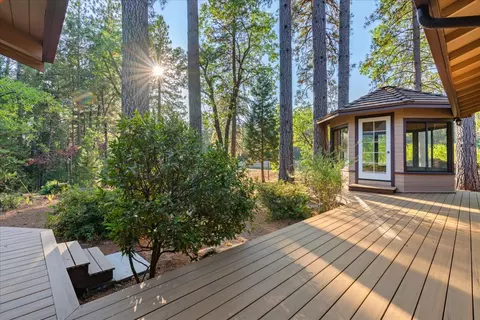 Exterior - 13757 Seven Cedars Dr, Grass Valley, CA 95945 photo 19 of 42