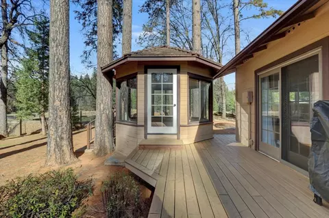 Exterior - 13757 Seven Cedars Dr, Grass Valley, CA 95945 photo 18 of 42