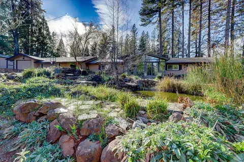 Exterior - 13757 Seven Cedars Dr, Grass Valley, CA 95945 photo 28 of 42