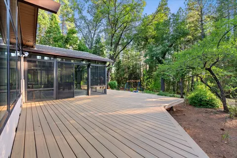Exterior - 13757 Seven Cedars Dr, Grass Valley, CA 95945 photo 23 of 42