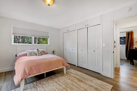 Bedroom - 13757 Seven Cedars Dr, Grass Valley, CA 95945 photo 5 of 6