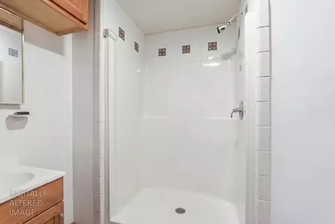 Bath - 1813 Richard Way, Ceres, CA 95307 photo 2 of 2