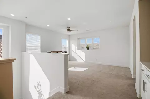 Entry Way - 2532 Azalea Ave, Tracy, CA 95376 photo 5 of 8