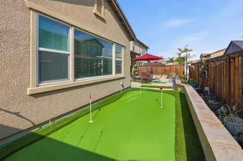 Exterior - 2532 Azalea Ave, Tracy, CA 95376 photo 6 of 10