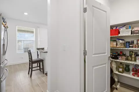 Entry Way - 2532 Azalea Ave, Tracy, CA 95376 photo 4 of 8