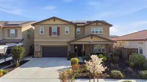 Exterior - 2532 Azalea Ave, Tracy, CA 95376 photo 9 of 10