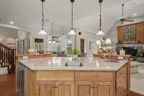 Kitchen - 1380 Knolls Dr, Copperopolis, CA 95228 photo 8 of 10