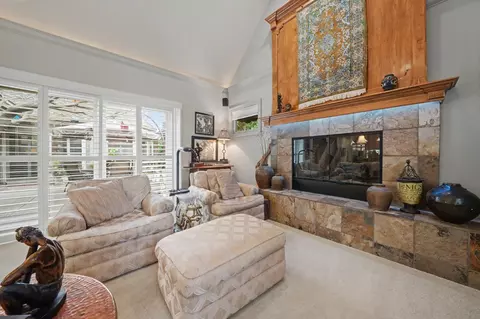 Living - 1380 Knolls Dr, Copperopolis, CA 95228 photo 5 of 7