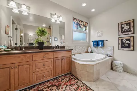 Bath - 1380 Knolls Dr, Copperopolis, CA 95228 photo 3 of 6