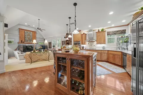 Kitchen - 1380 Knolls Dr, Copperopolis, CA 95228 photo 10 of 10