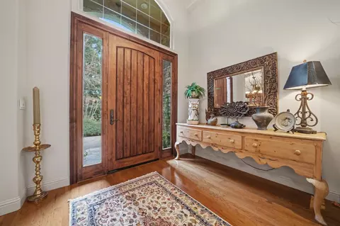 Entry Way - 1380 Knolls Dr, Copperopolis, CA 95228 photo 3 of 5