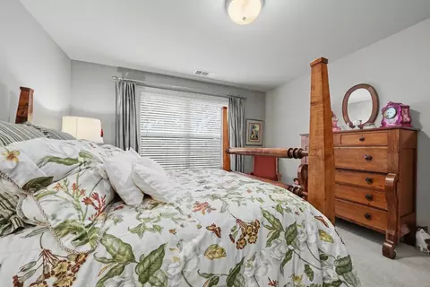 Bedroom - 1380 Knolls Dr, Copperopolis, CA 95228 photo 8 of 8