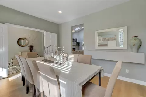 Dining - 13727 Alpha Ct, Grass Valley, CA 95949 photo 4 of 6