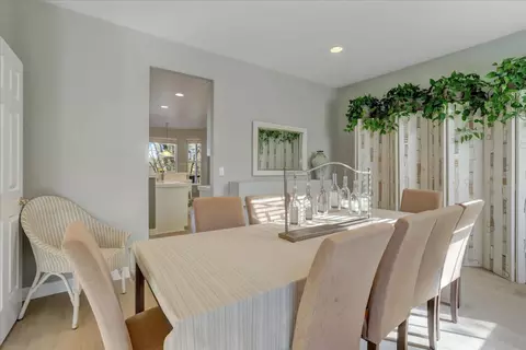 Dining - 13727 Alpha Ct, Grass Valley, CA 95949 photo 3 of 6
