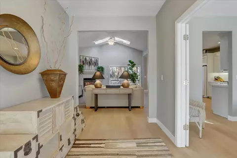 Entry Way - 13727 Alpha Ct, Grass Valley, CA 95949 photo 2 of 3