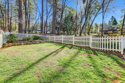 Exterior - 13727 Alpha Ct, Grass Valley, CA 95949 photo 13 of 45