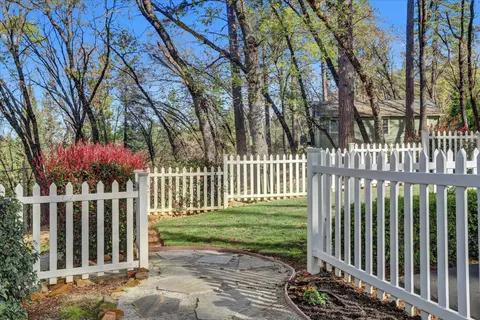 Exterior - 13727 Alpha Ct, Grass Valley, CA 95949 photo 11 of 45