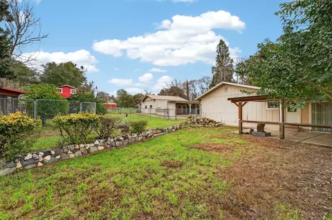 Exterior - 9481 Oak Ave, Orangevale, CA 95662 photo 18 of 28
