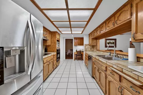 Kitchen - 9481 Oak Ave, Orangevale, CA 95662 photo 1 of 6