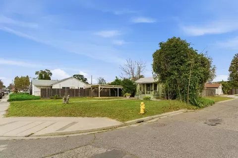 Exterior - 205 3rd St, Ripon, CA 95366 photo 10 of 11