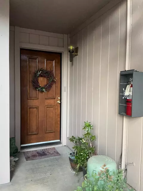 7711 Juan Way #22A, Fair Oaks, CA 95628