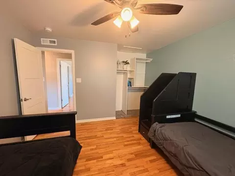 Bedroom - 1908 Debonaire Ct, Modesto, CA 95350 photo 3 of 6
