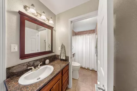 Bath - 3608 Marsala Way, Modesto, CA 95356 photo 2 of 2