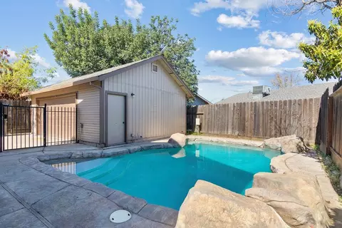 1521 Dezzani Ln, Modesto, CA 95358 photo 36