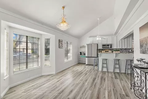 1521 Dezzani Ln, Modesto, CA 95358 photo 5