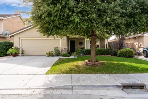 2564 Glenview Dr, Hollister, CA 95023