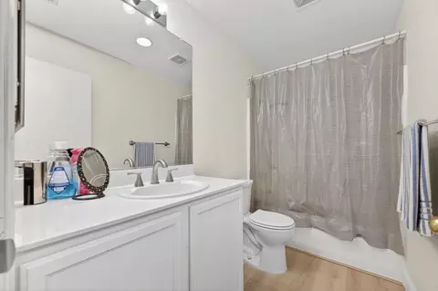 Bath - 4293 Stromford Way, Mather, CA 95655 photo 1 of 2