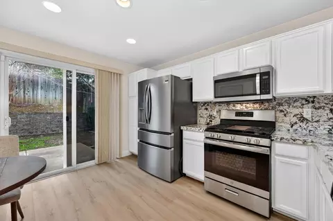 Kitchen - 4293 Stromford Way, Mather, CA 95655 photo 2 of 2