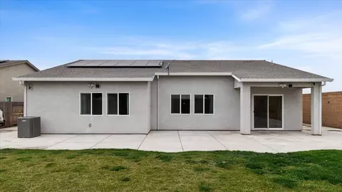 Exterior - 1496 Crimson, Manteca, CA 95336 photo 11 of 14