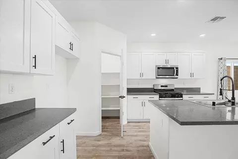 Kitchen - 1496 Crimson, Manteca, CA 95336 photo 1 of 4