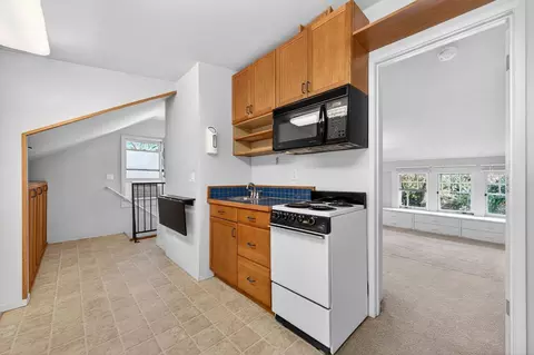 Kitchen - 26630 County Road 98, Davis, CA 95616 photo 4 of 7