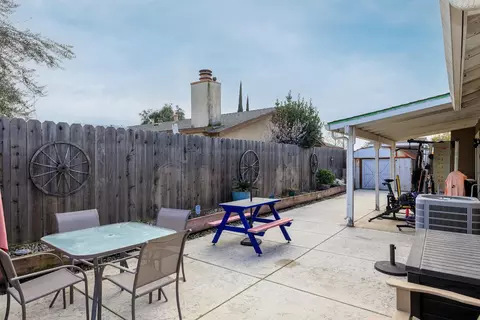 2098 Joett Dr, Turlock, CA 95380 photo 25