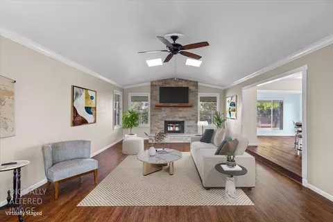Living - 3909 Trillium Ave, Modesto, CA 95356 photo 2 of 8