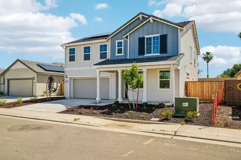 2460 Satin Leaf St, Lodi, CA 95242