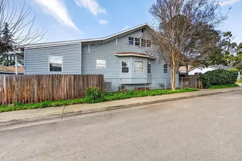 3126 31st St, Sacramento, CA 95817