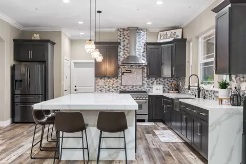6156 E Ashley Ln, Stockton, CA 95212