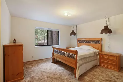 Bedroom - 25489 Bambi Ln, Long Barn, CA 95335 photo 1 of 10