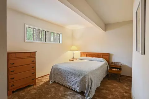 Bedroom - 25489 Bambi Ln, Long Barn, CA 95335 photo 7 of 10