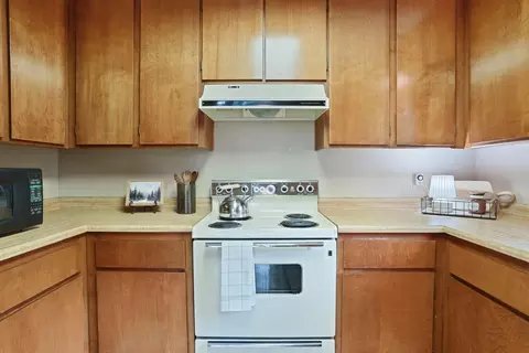 Kitchen - 25489 Bambi Ln, Long Barn, CA 95335 photo 4 of 4