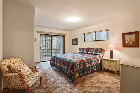 Bedroom - 25489 Bambi Ln, Long Barn, CA 95335 photo 3 of 10