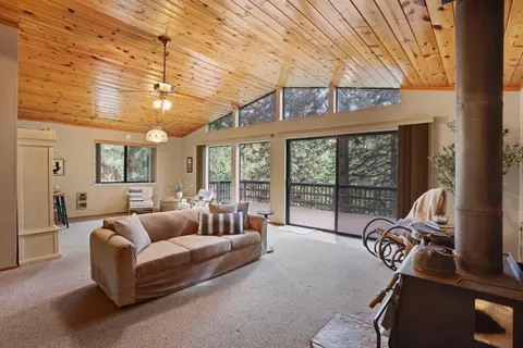 Living - 25489 Bambi Ln, Long Barn, CA 95335 photo 3 of 8