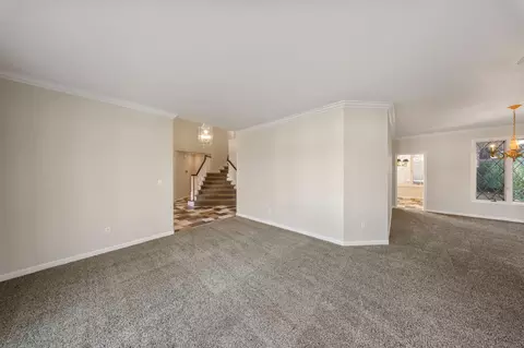 Living - 3205 Pleasant Bay Cir, Modesto, CA 95355 photo 2 of 6