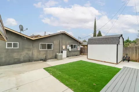 Exterior - 832 Jackson St, Winters, CA 95694 photo 6 of 8
