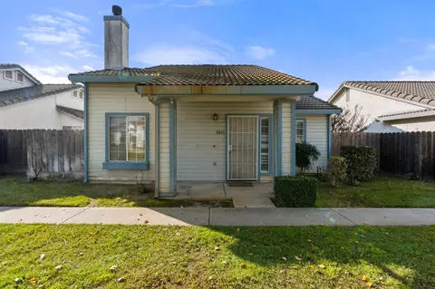 2644 Parkway, Ceres, CA 95307 photo 1