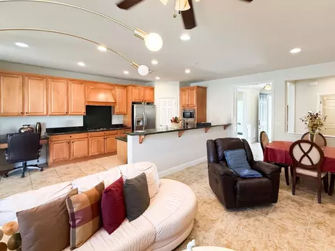 2372 Shadow Berry Dr, Manteca, CA 95336 photo 9