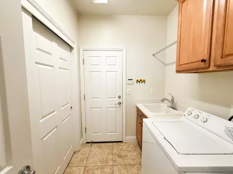 2372 Shadow Berry Dr, Manteca, CA 95336 photo 28